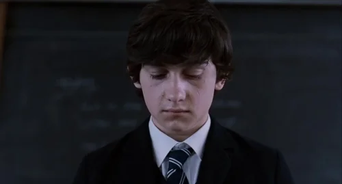 Still frame 218 from Submarine (2010) directed by Richard Ayoade