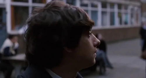 Still frame 222 from Submarine (2010) directed by Richard Ayoade