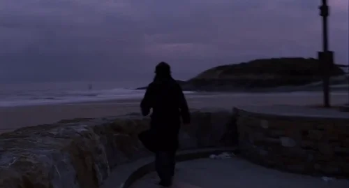 Still frame 227 from Submarine (2010) directed by Richard Ayoade