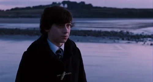 Still frame 233 from Submarine (2010) directed by Richard Ayoade