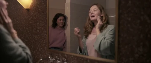 Still frame 14 from Talk to Me (2022) directed by Danny Philippou, Michael Philippou