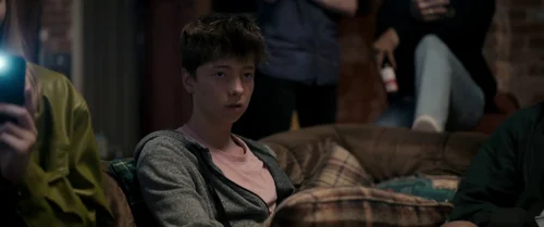 Still frame 24 from Talk to Me (2022) directed by Danny Philippou, Michael Philippou