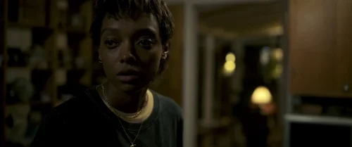 Still frame 47 from Talk to Me (2022) directed by Danny Philippou, Michael Philippou