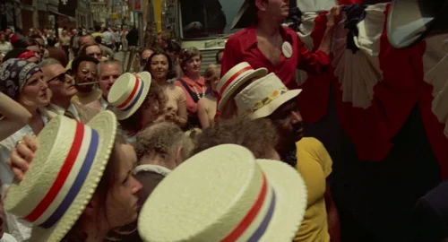 Still frame 104 from Taxi Driver (1976) directed by Martin Scorsese