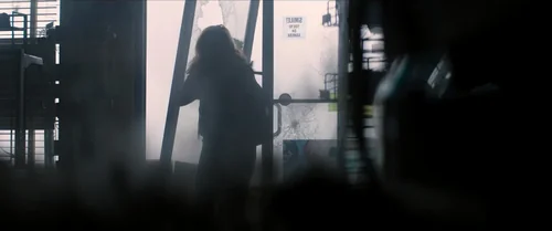 Still frame 1 from The 5th Wave (2016) directed by J Blakeson