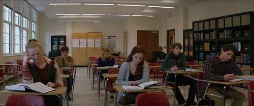 Still frame 10 from The 5th Wave (2016) directed by J Blakeson