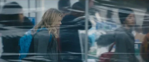 Still frame 18 from The 5th Wave (2016) directed by J Blakeson