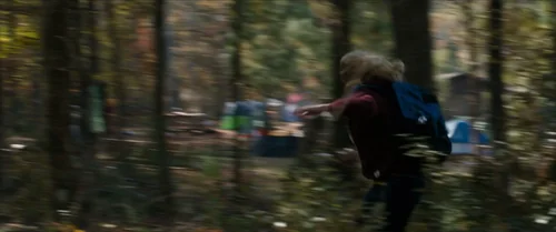 Still frame 34 from The 5th Wave (2016) directed by J Blakeson