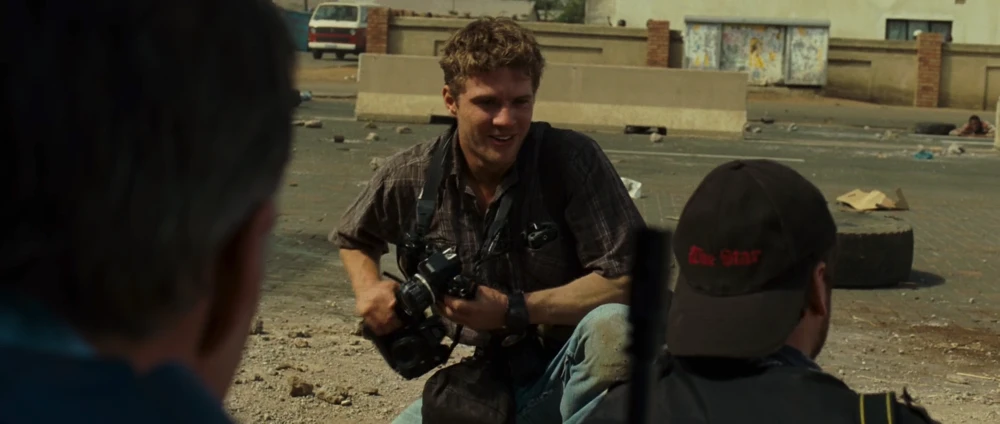 Still frame 158 from The Bang Bang Club (2010) directed by Steven Silver