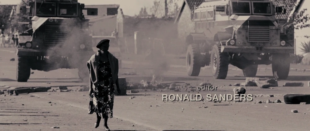 Still frame 175 from The Bang Bang Club (2010) directed by Steven Silver