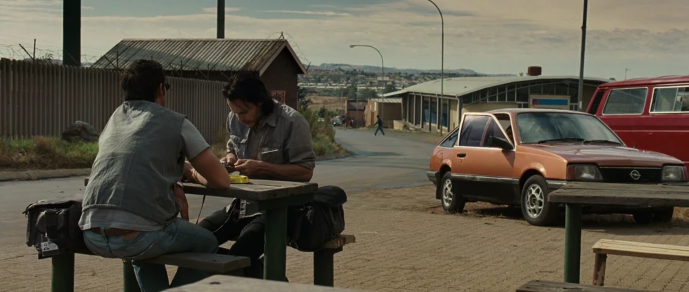 Still frame 32 from The Bang Bang Club (2010) directed by Steven Silver