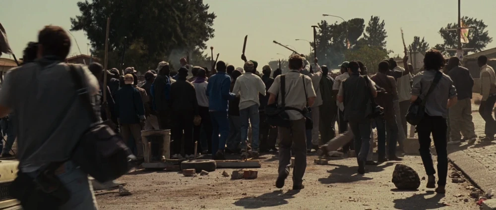 Still frame 36 from The Bang Bang Club (2010) directed by Steven Silver