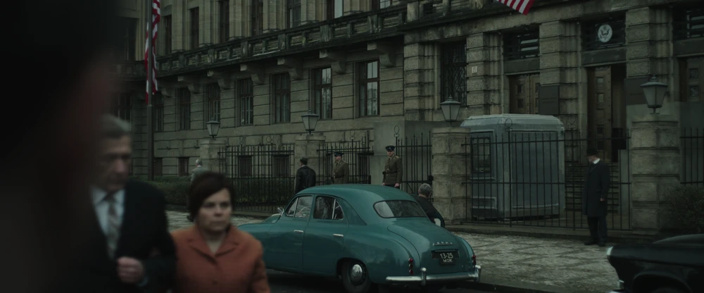 Still frame 4 from The Courier (2020) directed by Dominic Cooke