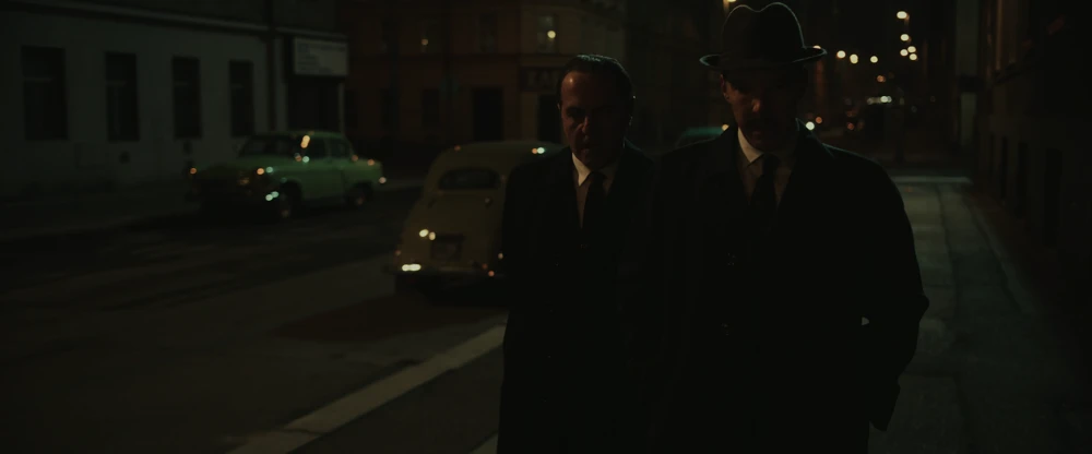 Still frame 104 from The Courier (2020) directed by Dominic Cooke