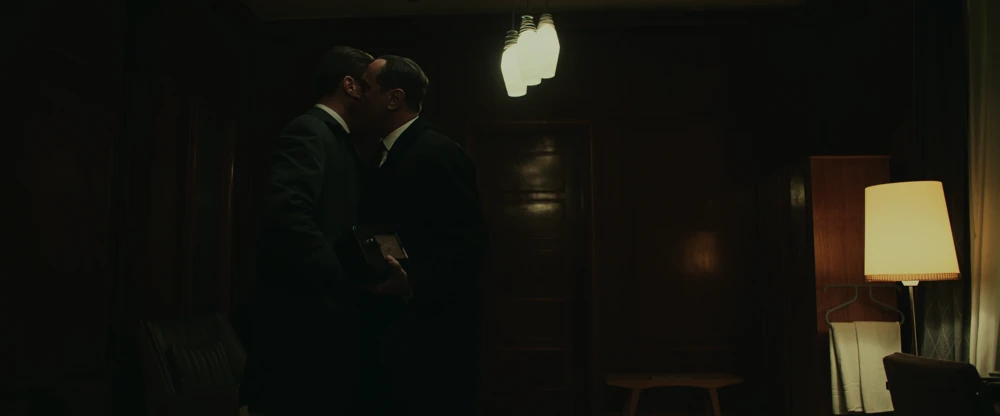 Still frame 143 from The Courier (2020) directed by Dominic Cooke