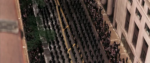 Still frame 140 from The Dark Knight (2008) directed by Christopher Nolan