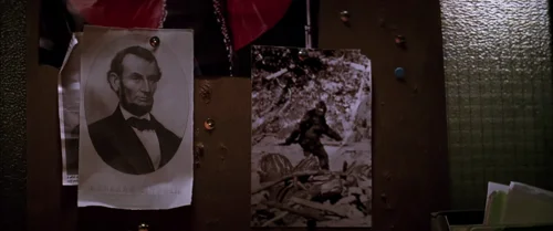 Still frame 15 from The Dark Knight (2008) directed by Christopher Nolan