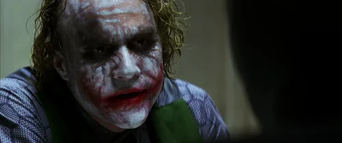 Still frame 205 from The Dark Knight (2008) directed by Christopher Nolan