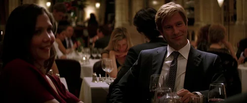 Still frame 46 from The Dark Knight (2008) directed by Christopher Nolan