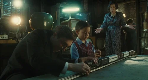 Still frame 10 from The Fabelmans (2022) directed by Steven Spielberg