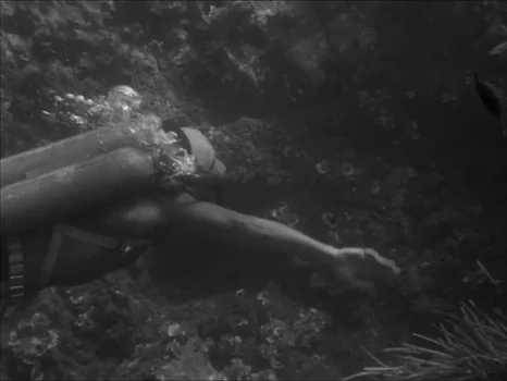 Still frame 106 from The Girl in the Bikini (1952) directed by Willy Rozier