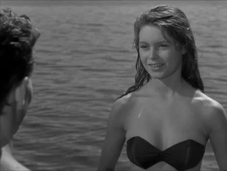 Still frame 113 from The Girl in the Bikini (1952) directed by Willy Rozier