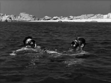 Still frame 19 from The Girl in the Bikini (1952) directed by Willy Rozier