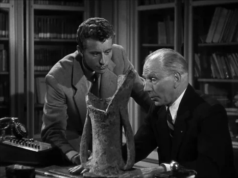 Still frame 22 from The Girl in the Bikini (1952) directed by Willy Rozier