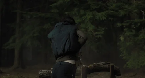 Still frame 116 from The Gorge (2025) directed by Scott Derrickson