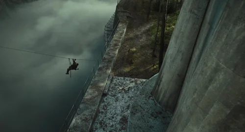 Still frame 226 from The Gorge (2025) directed by Scott Derrickson