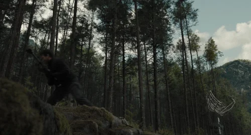 Still frame 412 from The Gorge (2025) directed by Scott Derrickson