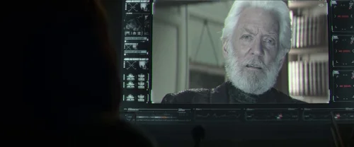 Still frame 61 from The Hunger Games: Mockingjay - Part 1 (2014) directed by Francis Lawrence