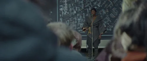 Still frame 21 from The Hunger Games: Mockingjay - Part 2 (2015) directed by Francis Lawrence