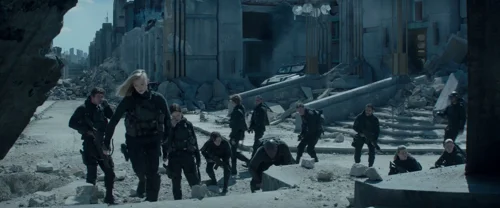 Still frame 29 from The Hunger Games: Mockingjay - Part 2 (2015) directed by Francis Lawrence