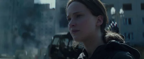 Still frame 33 from The Hunger Games: Mockingjay - Part 2 (2015) directed by Francis Lawrence