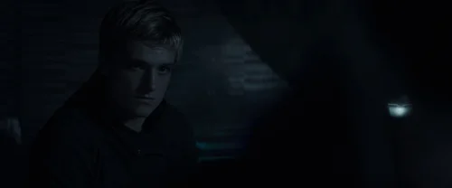 Still frame 32 from The Hunger Games: Mockingjay - Part 2 (2015) directed by Francis Lawrence