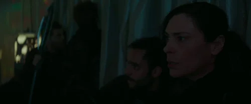 Still frame 40 from The Hunger Games: Mockingjay - Part 2 (2015) directed by Francis Lawrence