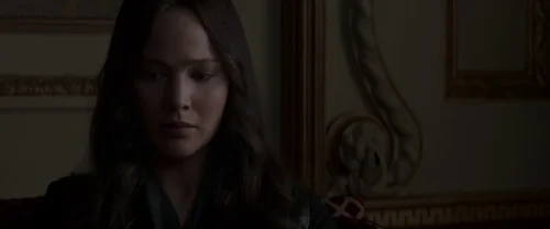 Still frame 73 from The Hunger Games: Mockingjay - Part 2 (2015) directed by Francis Lawrence