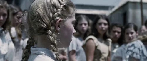 Still frame 12 from The Hunger Games (2012) directed by Gary Ross