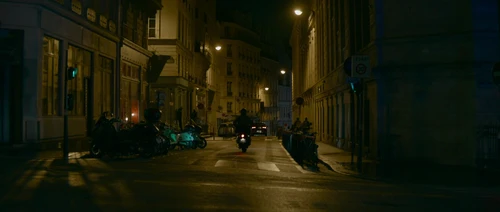 Still frame 61 from The Killer (2023) directed by David Fincher
