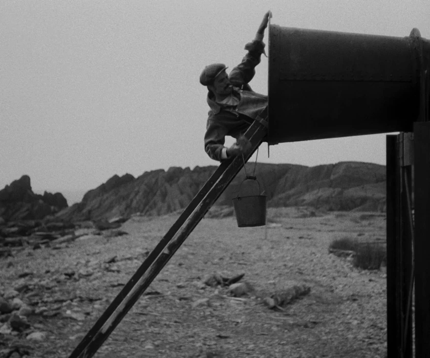 Still frame 83 from The Lighthouse (2019) directed by Robert Eggers