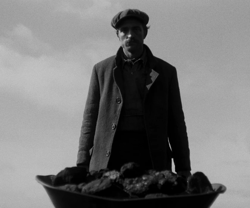 Still frame 40 from The Lighthouse (2019) directed by Robert Eggers