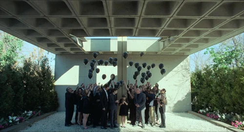 Still frame 11 from The Lodge (2019) directed by Severin Fiala, Veronika Franz