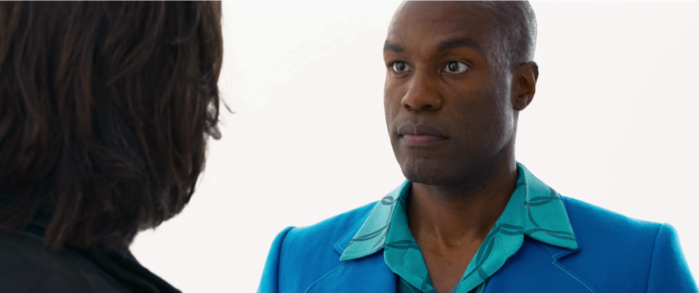 Still frame 103 from The Matrix Resurrections (2021) directed by Lana Wachowski