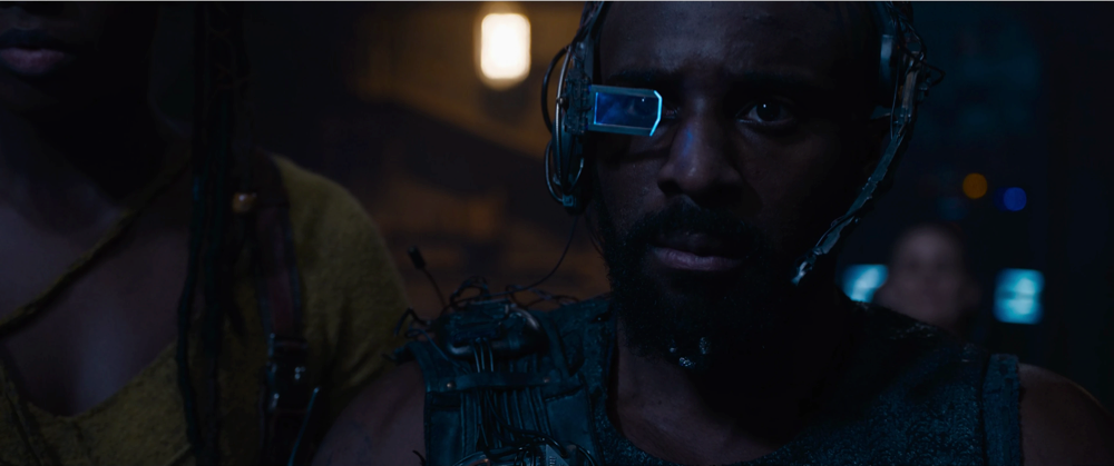 Still frame 210 from The Matrix Resurrections (2021) directed by Lana Wachowski