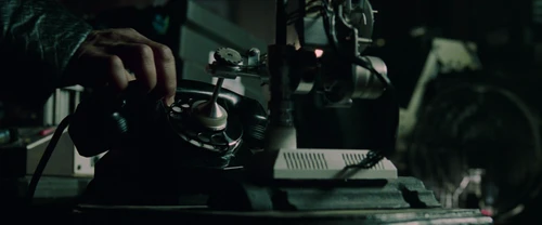 Still frame 63 from The Matrix (1999) directed by Lana Wachowski, Lilly Wachowski