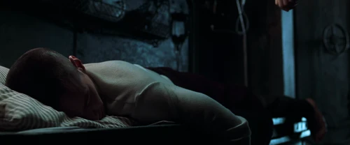 Still frame 107 from The Matrix (1999) directed by Lana Wachowski, Lilly Wachowski