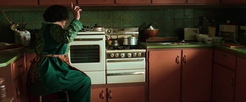 Still frame 133 from The Matrix (1999) directed by Lana Wachowski, Lilly Wachowski