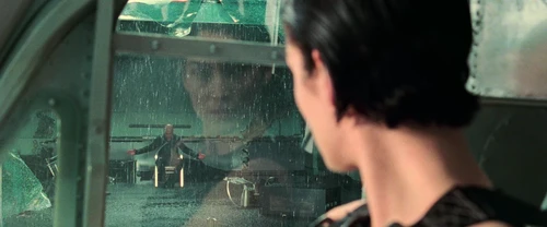 Still frame 194 from The Matrix (1999) directed by Lana Wachowski, Lilly Wachowski