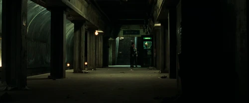 Still frame 201 from The Matrix (1999) directed by Lana Wachowski, Lilly Wachowski